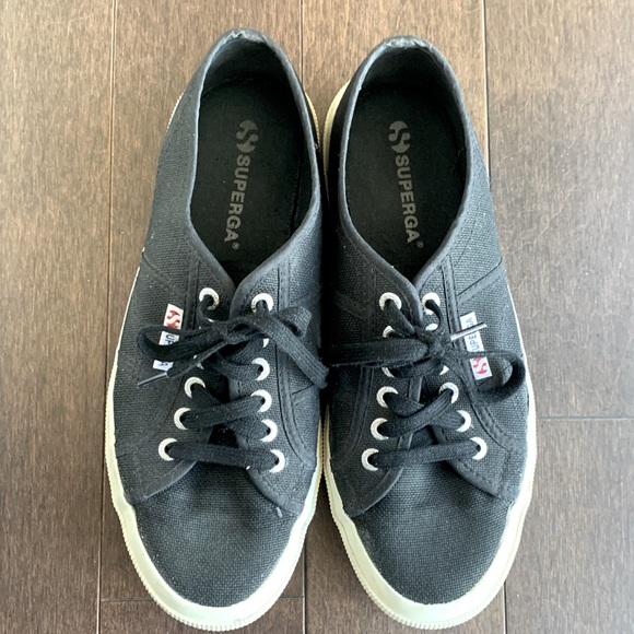 Superga 41 9.5US Cotu Classic Black and Cream Rubber Sole Sneaker Casual… - Picture 2 of 10